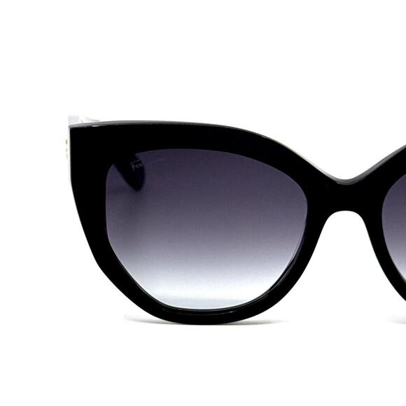 New, SALVATORE FERRAGAMO Sunglasses SF1061S 001 Authentic main image 7